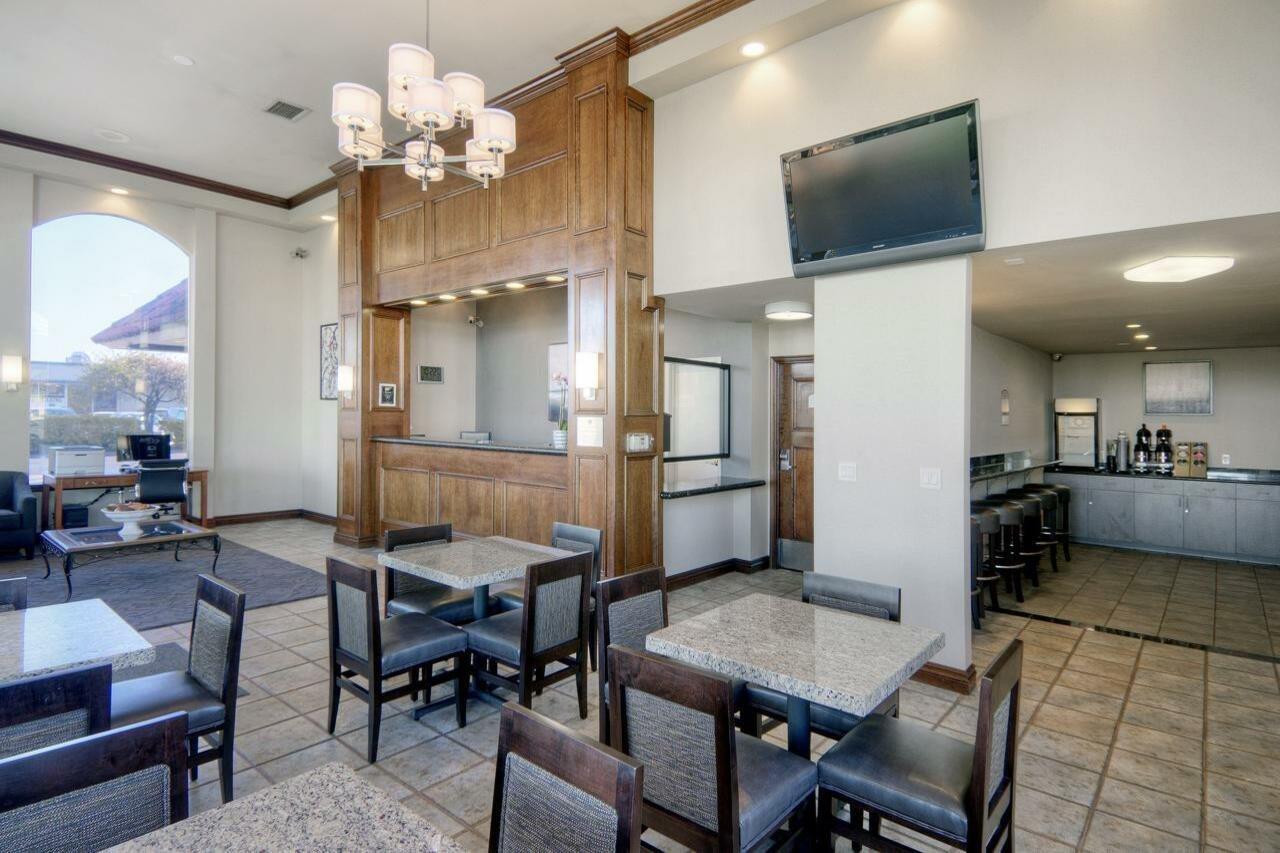 Los Prados Hotel San Mateo Ngoại thất bức ảnh