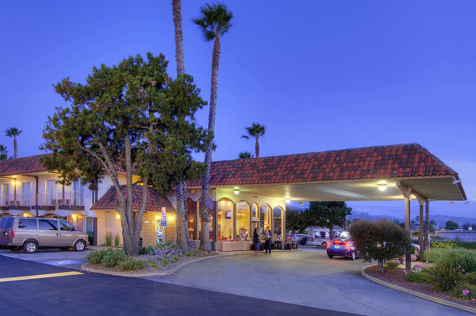 Los Prados Hotel San Mateo Ngoại thất bức ảnh
