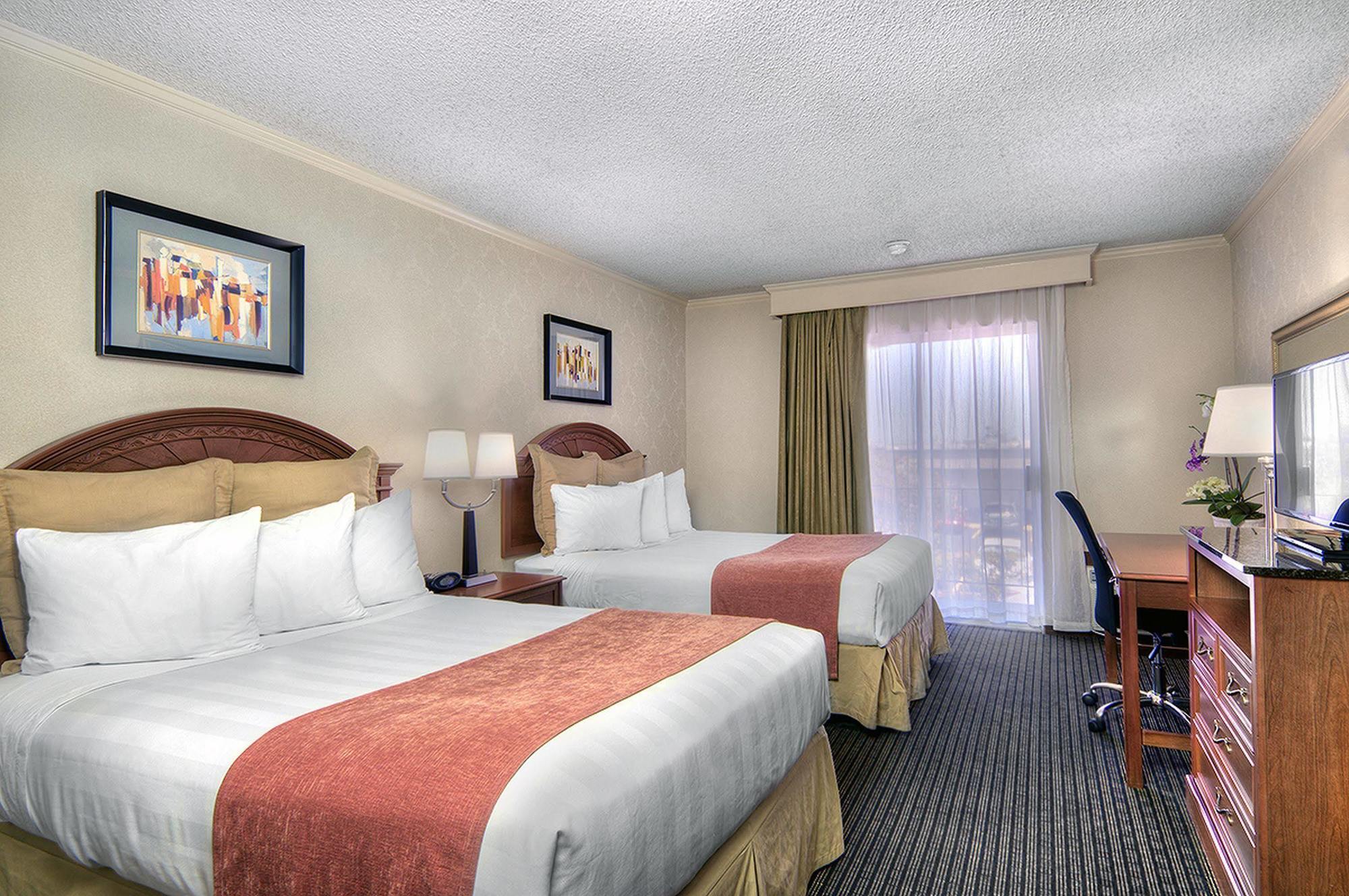 Los Prados Hotel San Mateo Ngoại thất bức ảnh
